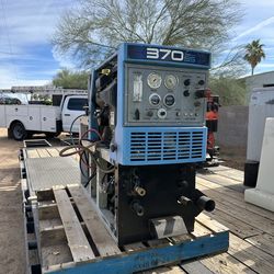 Carpet Cleaning Machines