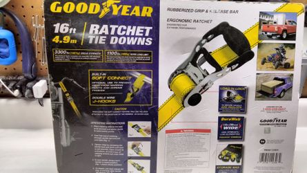 Ratchet tie downs.