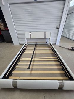 Full Size Bed