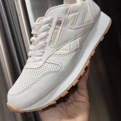 Tenis Reebok De Mujer Size 7