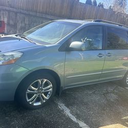 2006 Toyota Sienna