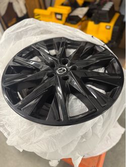 5-19 inch. Rims  4 black hubcaps