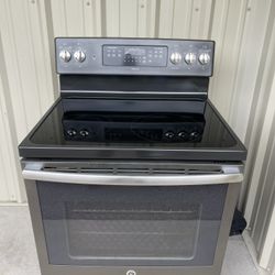 Ge Black Stainless Stove ‼️60 Day Warranty‼️