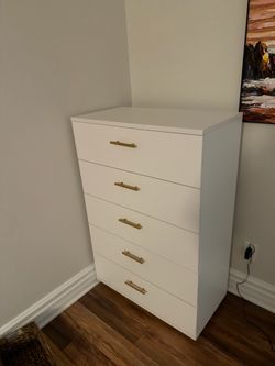 White 5-Drawer Dresser with Gold Handles