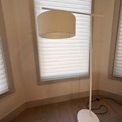 Conick Floor Lamp EQ3 white