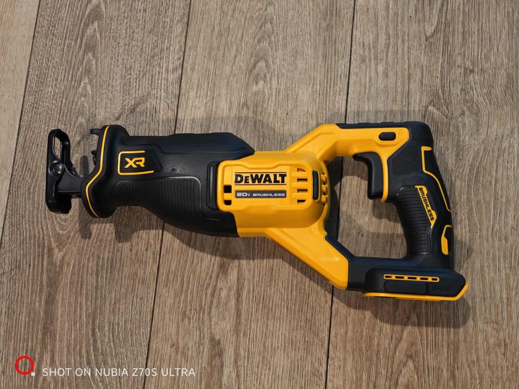 DeWalt XR 20V Reciprocating Saw New Original Tool Only 