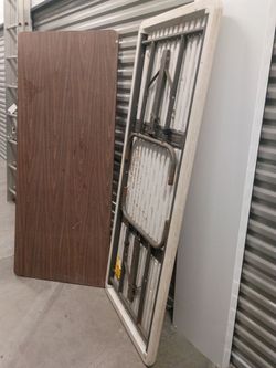 6 Foot Folding Table