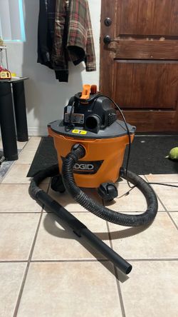 RIDGID 6 Gallon Wet/Dry Shop Vacuum