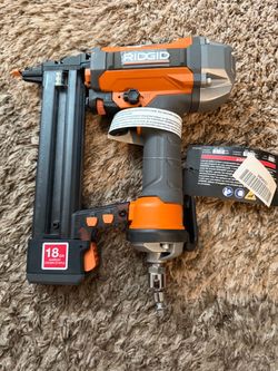RIDGID 18GA Narrow Crown Stapler