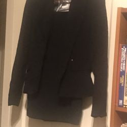Calvin Klein 6P Skirt Suit