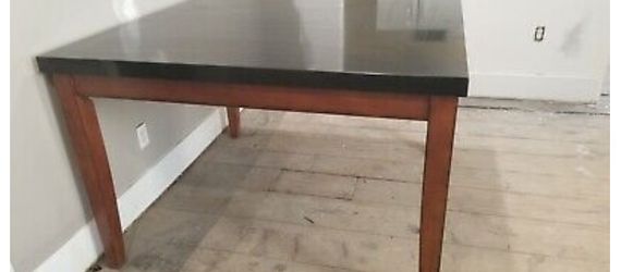 Mesa de granito para 8 sillas