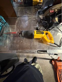 Dewalt sawzall