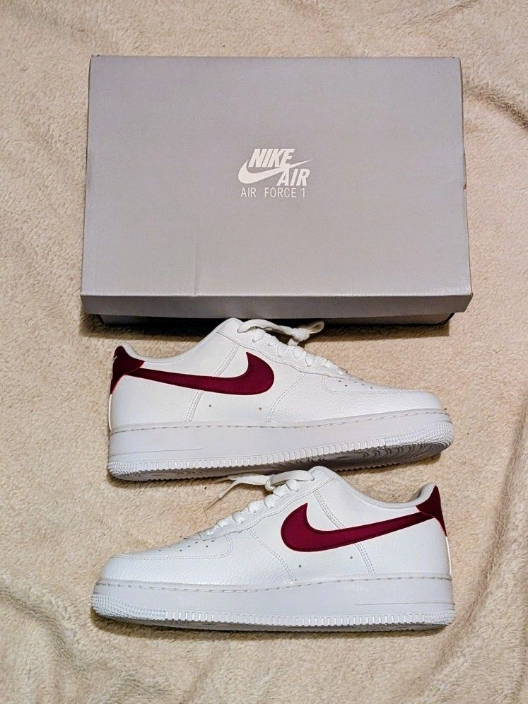 Brand New - Air Force 1 '07 - White/Team Red - Size: US Men's 11.5
