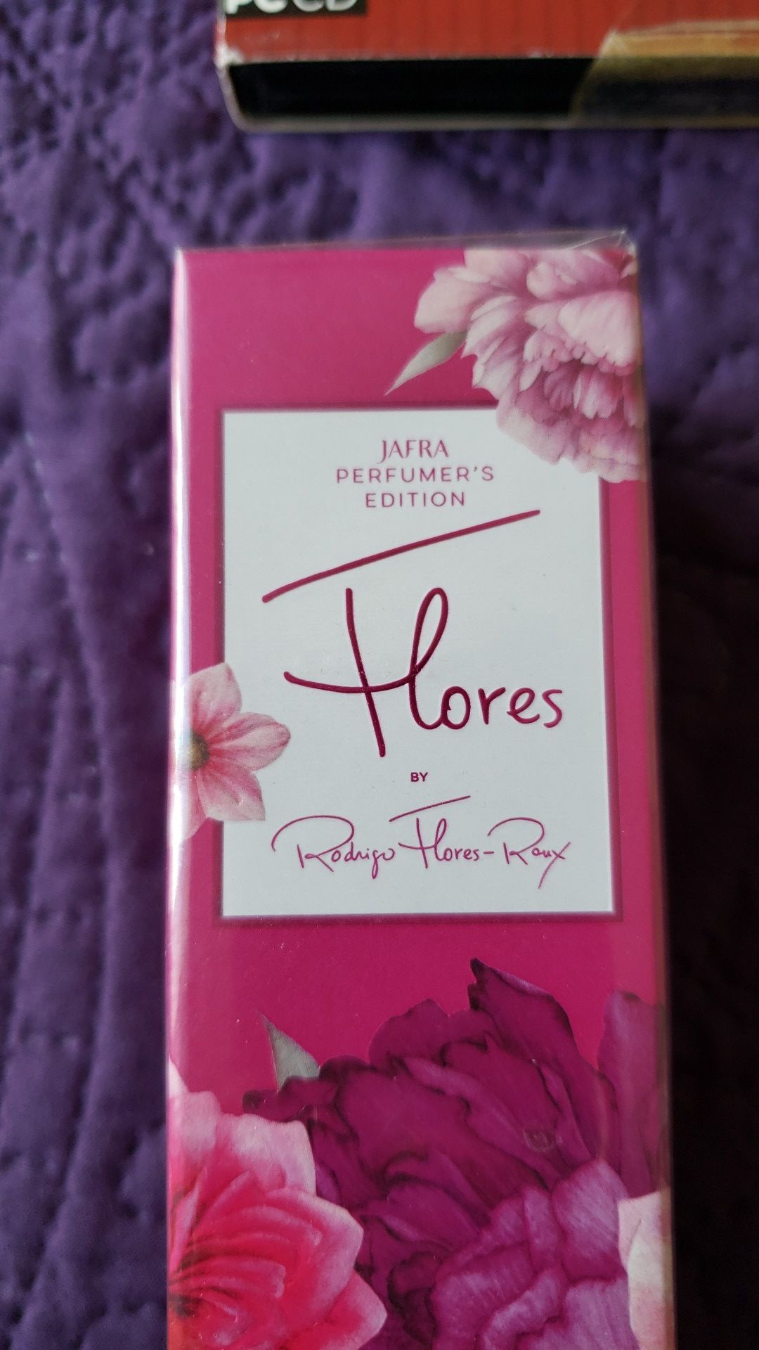 Jafra Flores perfume. New. Mother's Day gift. Sealed in box.