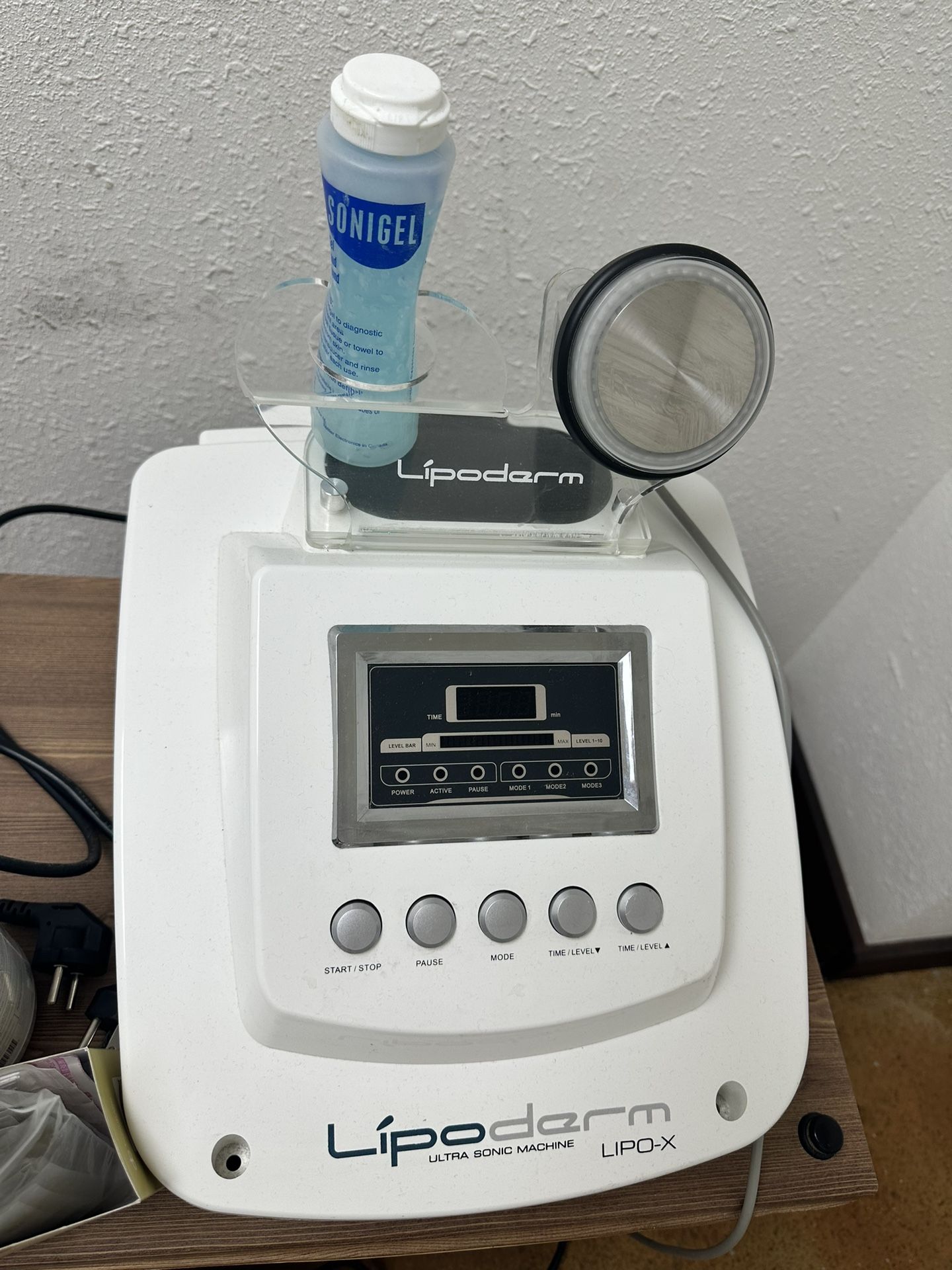 Lipoderm Ultra Sound Caviator