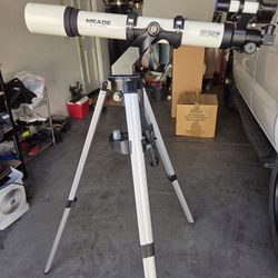 meade.DS.80AT.Electronic Digital Telescope  