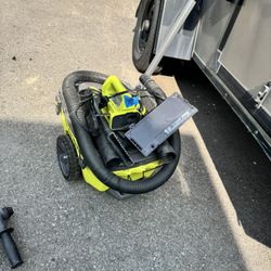 Ryobi Vacuum 