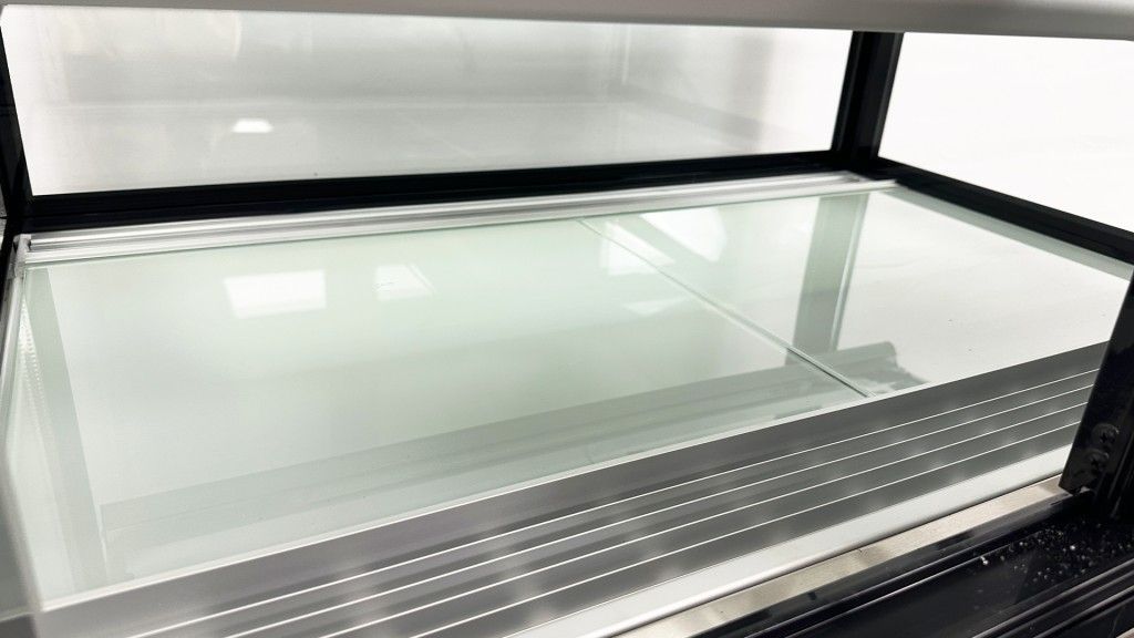 36 Ins Refrigerated bakery refrigerator case 3 shelf NSF CW 271