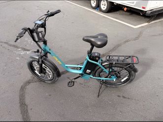 URLIFE E20 Electric Bike 20” Fat Tire 48V Battery Barely Used