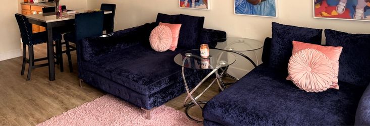 Value City Furniture 2 Piece Blue Suede Milan Sofa