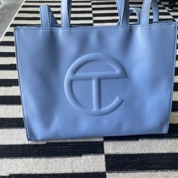 telfar medium shopping bag