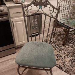 Glass Table With Four Chairs 