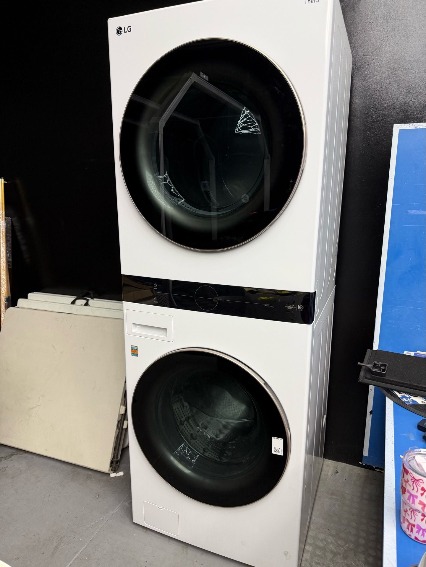 single unit LG washtower with center control