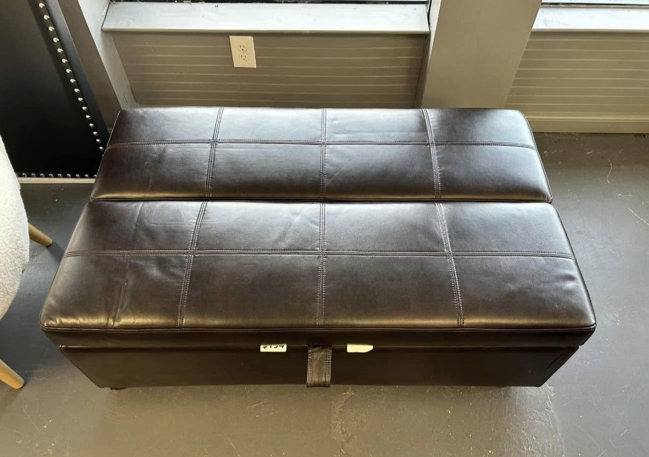 Graycen Sleeper Ottoman – Gray Fabric