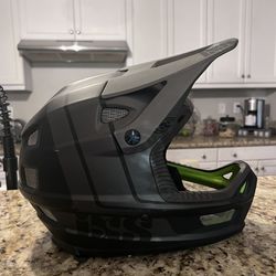 IXS Helmet 