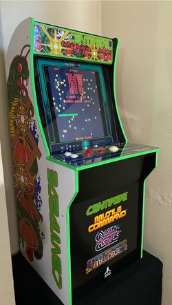 Arcade1Up: Centipede Arcade Cabinet