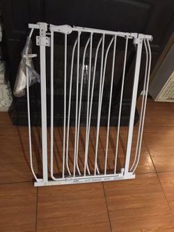 Child safety gate