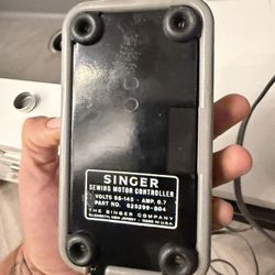 Sewing machine 