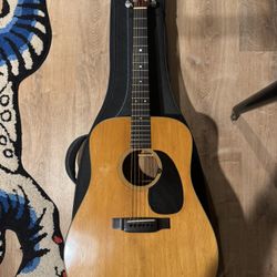 1969 Martin D-18 Natural