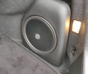 Alpine Sub For 300 Chrysler Or Dodge Charger 