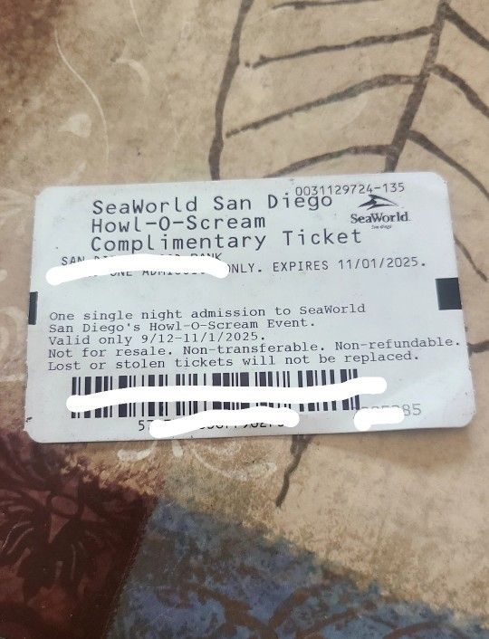 Sea World Howl Scream Ticket 