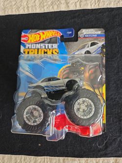 Toy car Hotwheels Monster truck Skyline