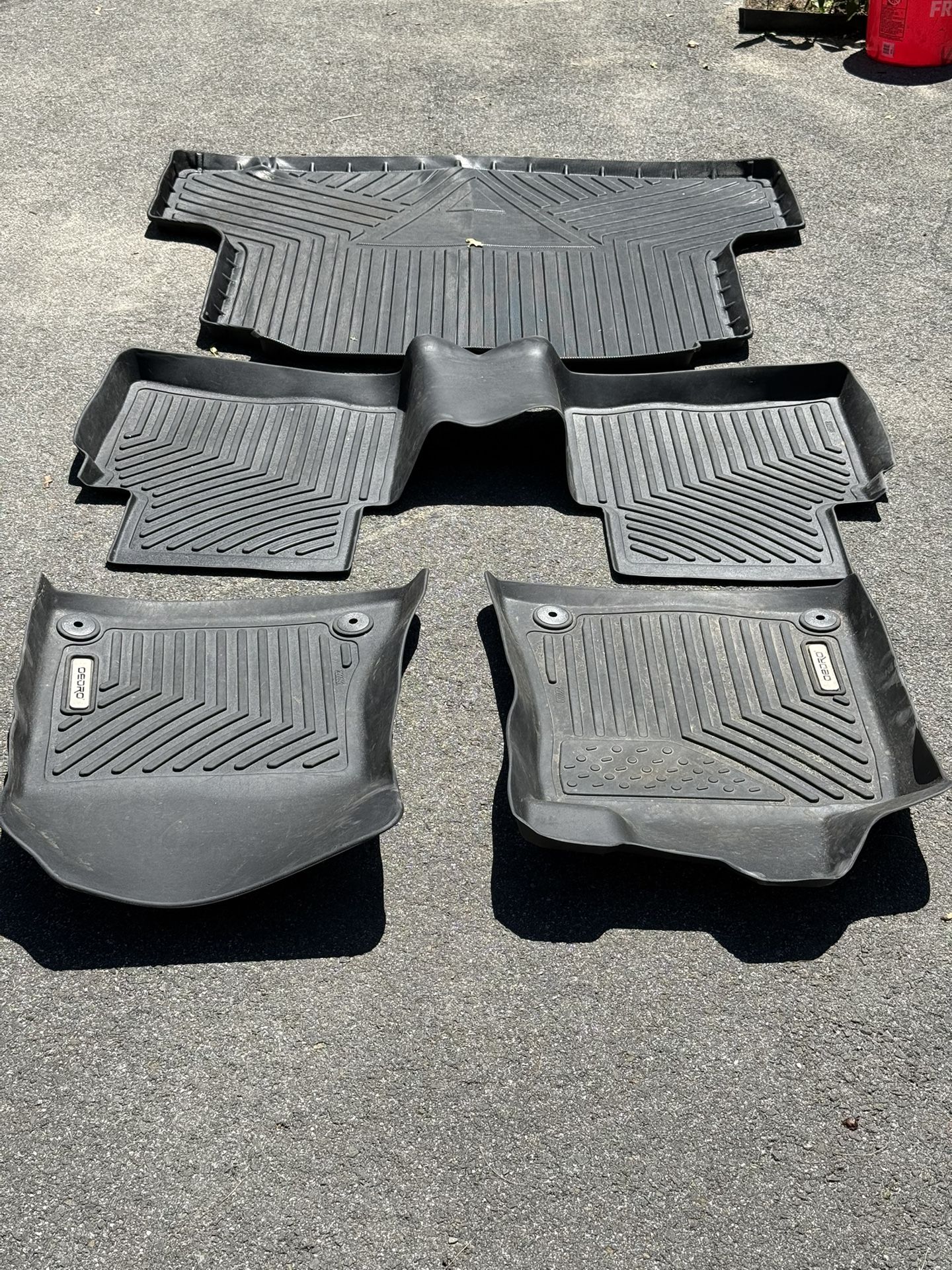 2019-2022 Nissan Altima Floor Liners (contact info removed)