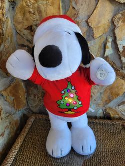 Christmas Peanuts 18 inches Tall Snoopy with Light up Shirt Porch Greeter NWT