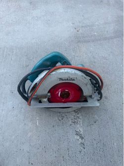 Makita 5007F circular saw