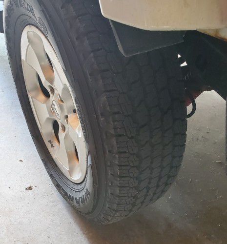 Tires Less Than 400 Miles