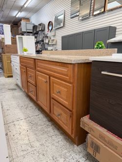 Hickory bathroom vanity 72in