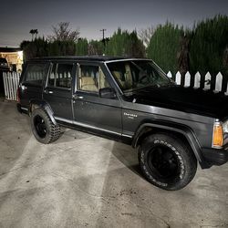 Jeep Cherokee Laredo 4x4 1987
