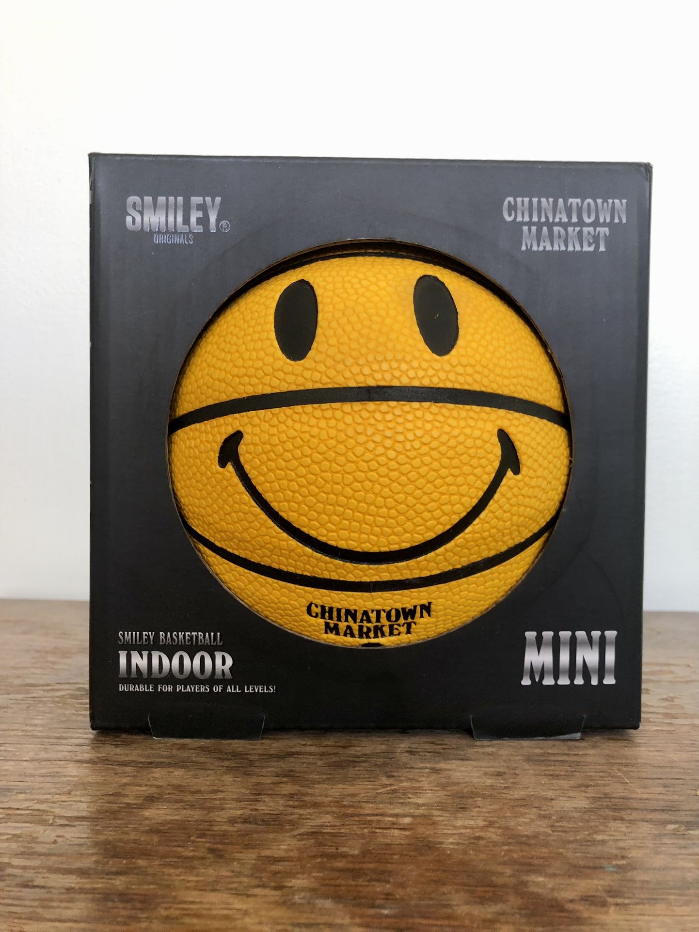 Chinatown Market Smiley Face Mini Basketball