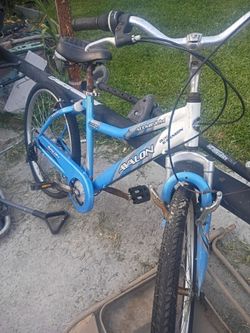 Bicleta Avalon azul rodado 26