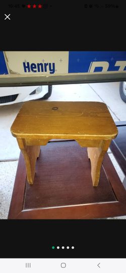 VINTAGE STEP STOOL / PLANT STAND (PICK UP@ FRYS IN TEMPE 85282 OR 40 ST & CHANDLER BLVD, PHX 85048