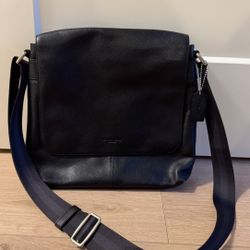 Coach F28576 Charles Black Pebbled Leather Small Messenger Crossbody Bag