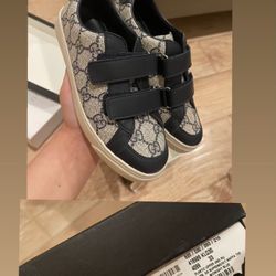 Gucci Kid Size 2 