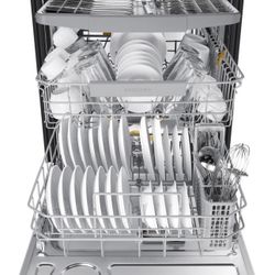 Samsung 24" Smart Top Control Dishwasher with Pocket Handle - 42 dBa - Fingerprint Resistant Black Stainless Steel