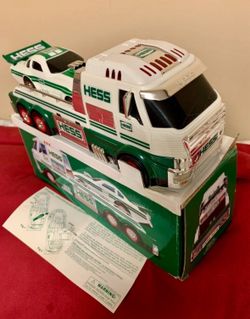 Brand new 2016 hess truck with mini free bonus!