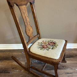 Antique Rocking Chair 